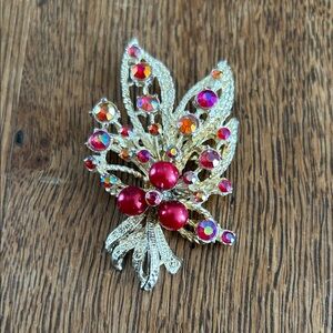 Vintage Gold and Red Crystal Brooch